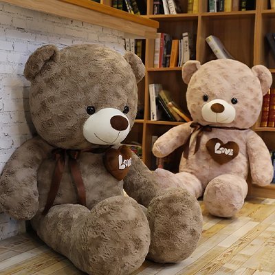 Ours en peluche | Câlin Doux - Le Merveilleux Monde de l’Enfance